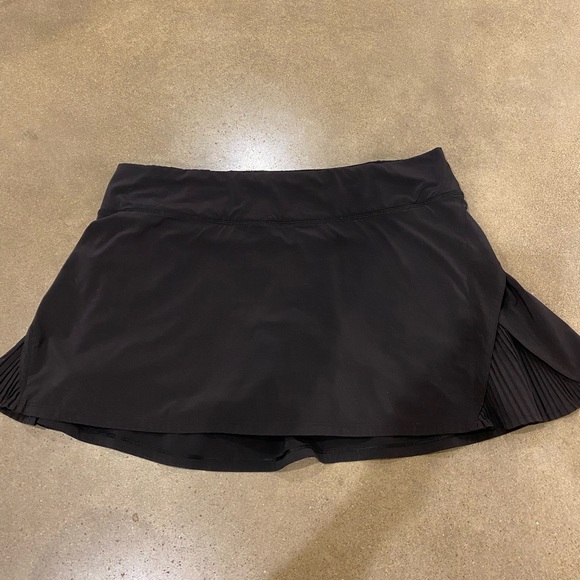 Lululemon Play off the Pleats Skirt - Picture 3 of 7